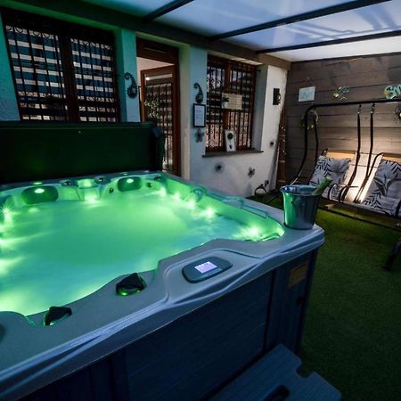 Spa Privatif Toulouse Jacuzzi Aucamville Exterior foto