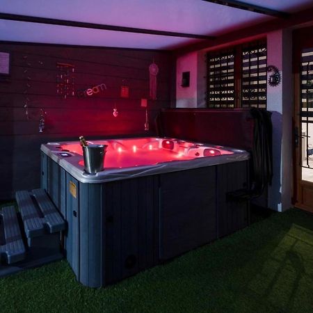 Spa Privatif Toulouse Jacuzzi Aucamville Exterior foto